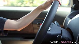 Lesbians licking in fourway