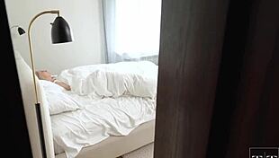 I Love It When My Girlfriend Wakes Me Up With Her Little 18+ Fingers