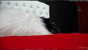 Latina Girl Masturbates With Passion