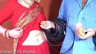 Indisk milf bliver våd og stram til Holi speciel xxx sjov