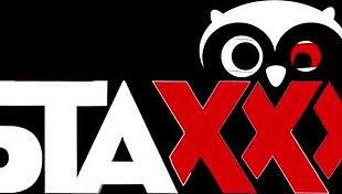 Naturally stacked brunette fucked hard on the couch 😏