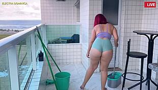 I Hired A Latina Maid Who Wears Shorts