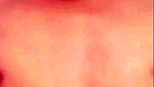 Gay Vietnamese show live on Blued