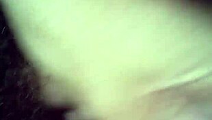 Having amateur sex with my wife, quick cum