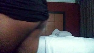 Un Trasexual With Big Black Monster Cock