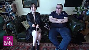 Gail Bates' biggest fan rents her pussy for a creampie