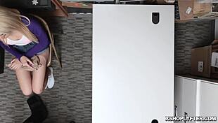 Jessica Jones Gives Blowjob To Lp Officer At Work