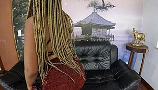 Renata Carvalho's first time behind the cameras in a juicy wet bath with dirty talk.