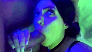 בחור פורטוריקני חולם על דומיניקני עם זין שחור גדול מזיין את התחת הגדול שלו רטוב