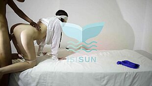 Amateur nympho fucks hard with wet pussy