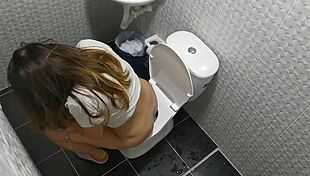 Spying On Stepsister's Big Ass In Bathroom Golden Shower