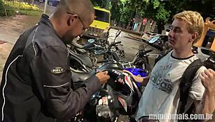 The motorcycle taxi fucked me deliciously 😋