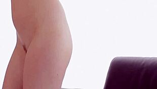 beautiful babe's wet pussy solo play