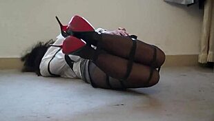 Asian bondage and gagging scenes in Chinese 14