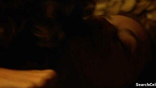 Liv Tyler's seductive handjob scene in stealing beauty 1996