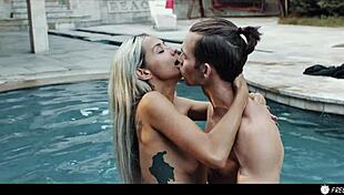 Hey, Photographer Freezes Time to Bang Celebrity Veronica Leal at Mansion