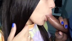 Essa Gata Linda E Gostosa Trata Pau Como Ninguém!