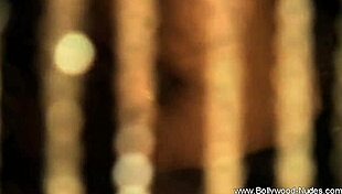 Indian Milf's Arousing Dancing Moves