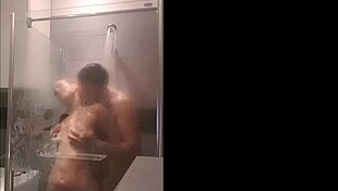 Invent Anything to Shower with Bella Rico and Magic Javi!