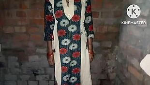 i fucked my indian bhabhi hard till she squirted wet