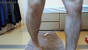 tulip's intriguing plug play in solo session