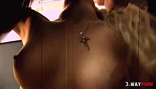 Ebony Godde And Syren Sexton Share A Juicy Dick!