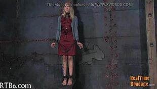 Hot Serf Teases With Sensual Oral Delights