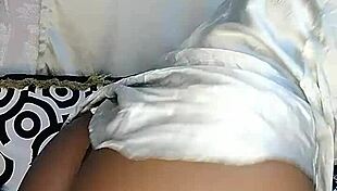 Hey, just dropped a hot creampie in this big-ass babe! Wanna see more?