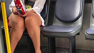 Enteada De 18 Anos Exposes Herself On Bus Without Panties
