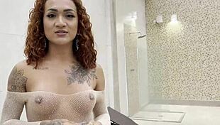 o gar�om do hotel me ofereceu um caf� e eu quis tomar seu leite