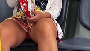 Enteada De 18 Anos Exposes Herself On Bus Without Panties