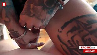 Fitxxxsandy, the toned blonde, sent for a steamy sex workout with a fan. German scene on Sandy Erotik free!