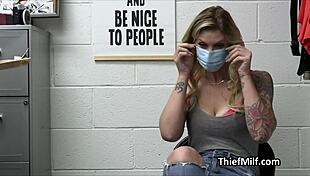 catching milf then fucking her pussy