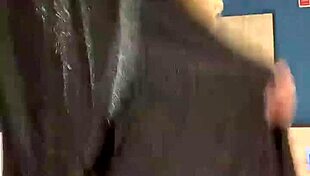 live streaming striptease with dirty talk by blondie fesser