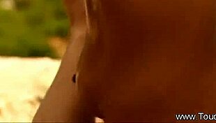 Massage nuru cadeau de Noël pour couple intime