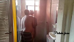 Amateurs explore oral fetish in reality