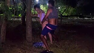 o tesão era tanto que fudemos no parque público, quer ver?