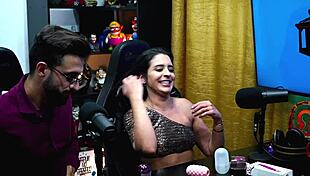 I pulled his dick out on podcast and jerked it with toy - havena cep