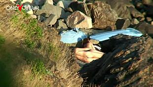 beach voyeurs catch quick fuck thinking secluded 😏