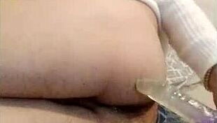 yo con hambre y tu con sueño, playing with toys