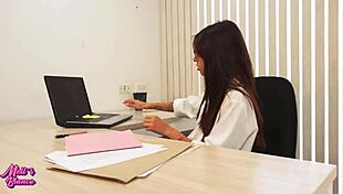 I show my ass to the boss for a raise and he fucks me hard with cum on ass