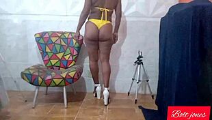 casal gozando juntos ela fazendo squirt ele gozando e se tremendo todo horrana squirt