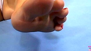 Beautiful Brunette Lady Gets Fucked Hard in Doggy and Missionary Positions