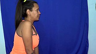 deep blowjob action right here