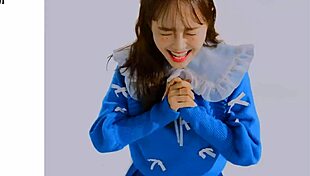 loona performs hula hoop in mv