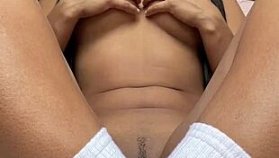 Look At This Horny Amateur Couple!