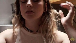 Я обманула мужа в банке, пока сосала член пиццерю