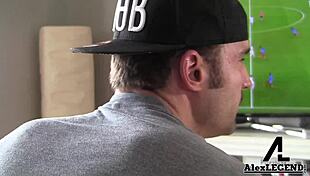 Alex Legend pounds Claudia Valentine’s slit with his thick shaft! 🔥