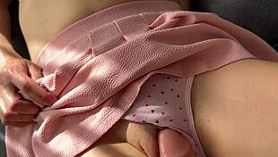 i tease by rubbing my horny shaved pussy closeup and cum in panties.