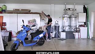 Big Tits Milf Mannequin Comes To Life In Parody